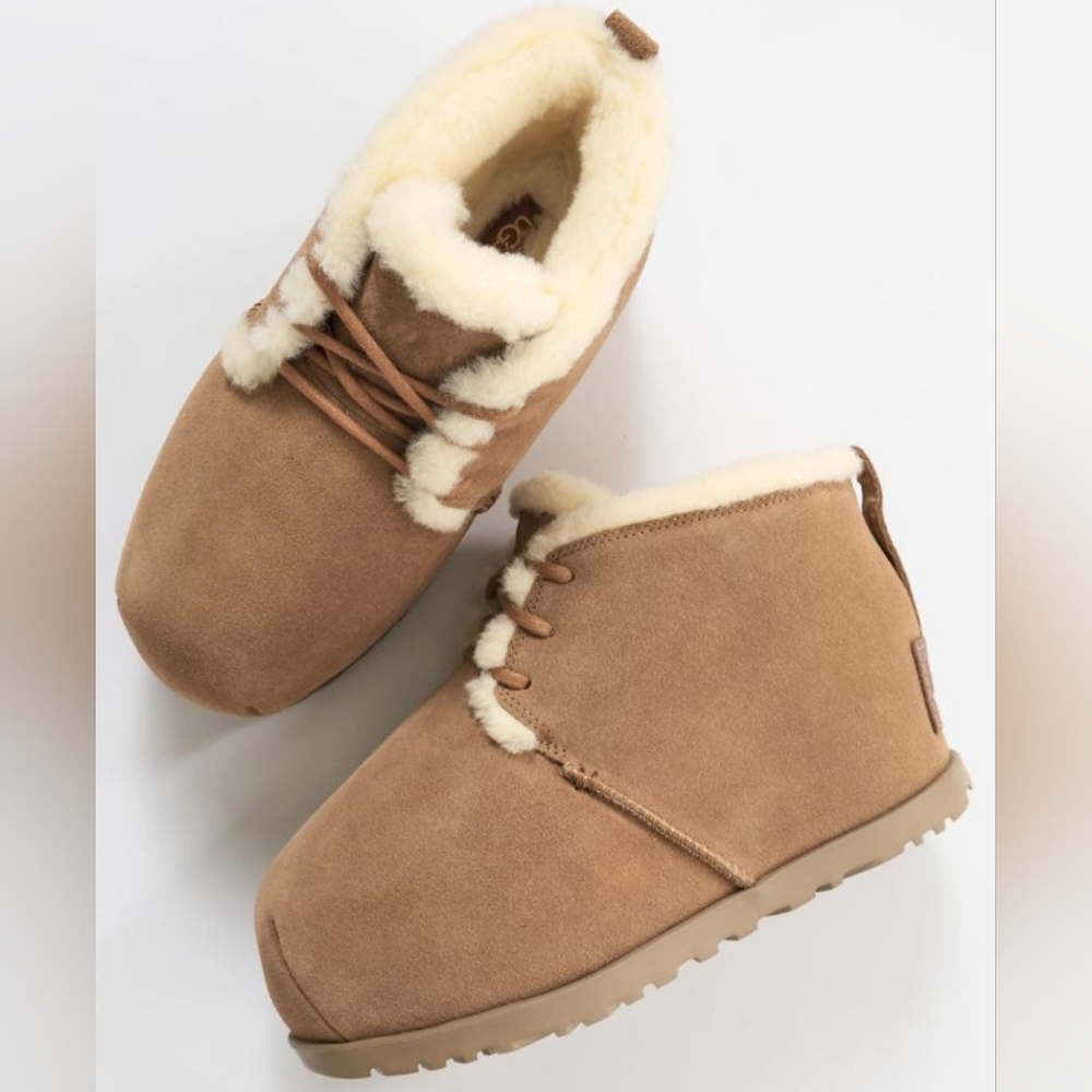 UGG Wmn's Pumped Lace Up 'Chestnut' Ankle Boots Size 8 NWT MSRP $175 - Picture 4 of 10
